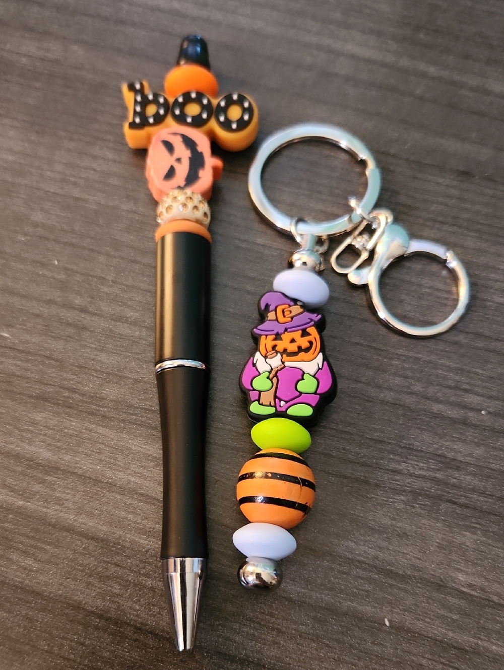 Halloween 'Boo' Pen & Pumpkin Witch Beaded Keychain